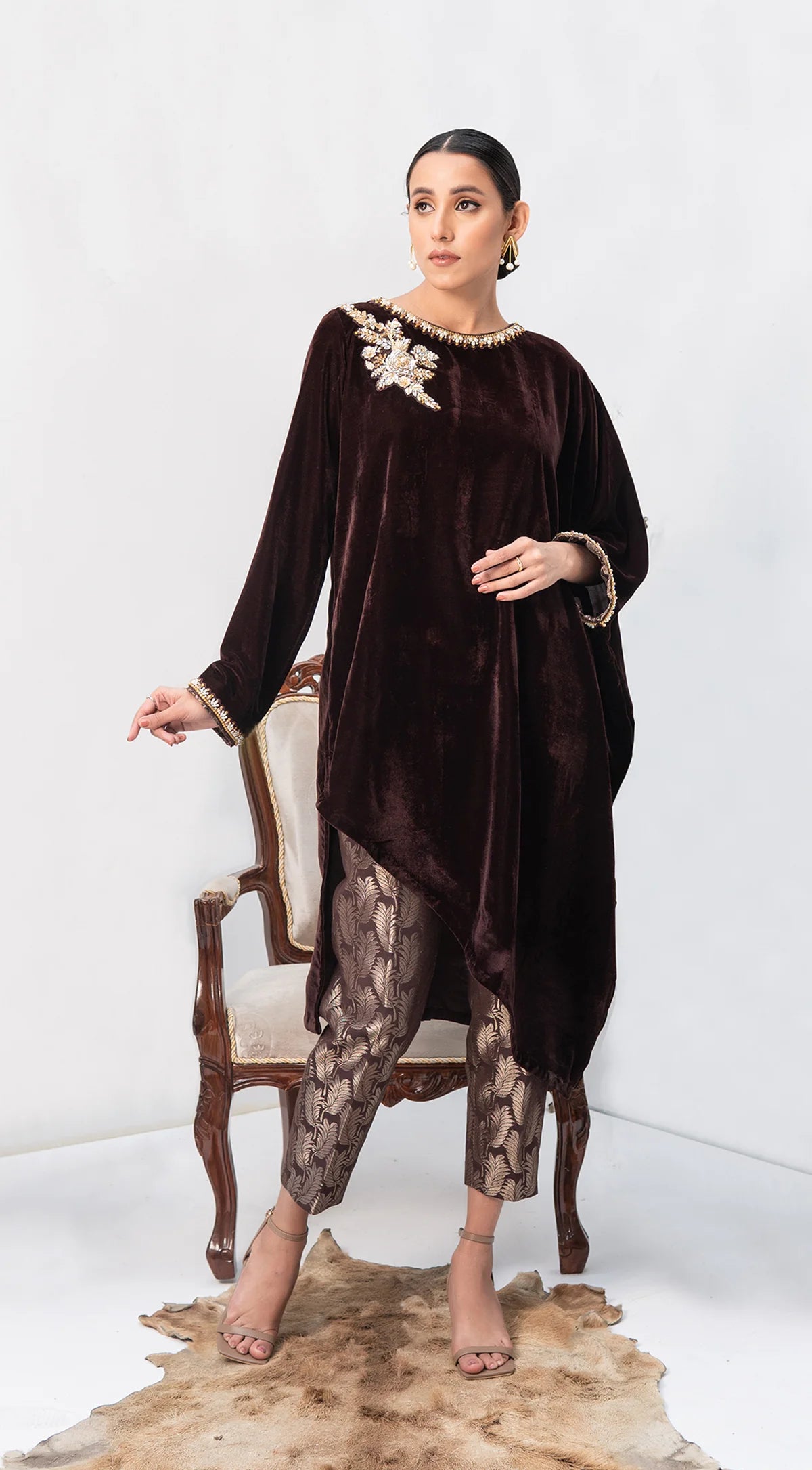Fatima | Velvet Cape