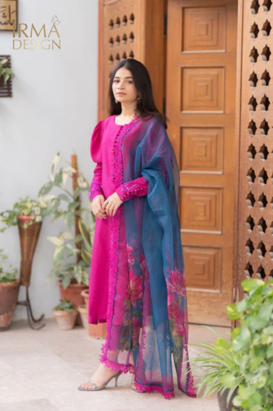 Magenta Shalwar Kameez Haya Anees