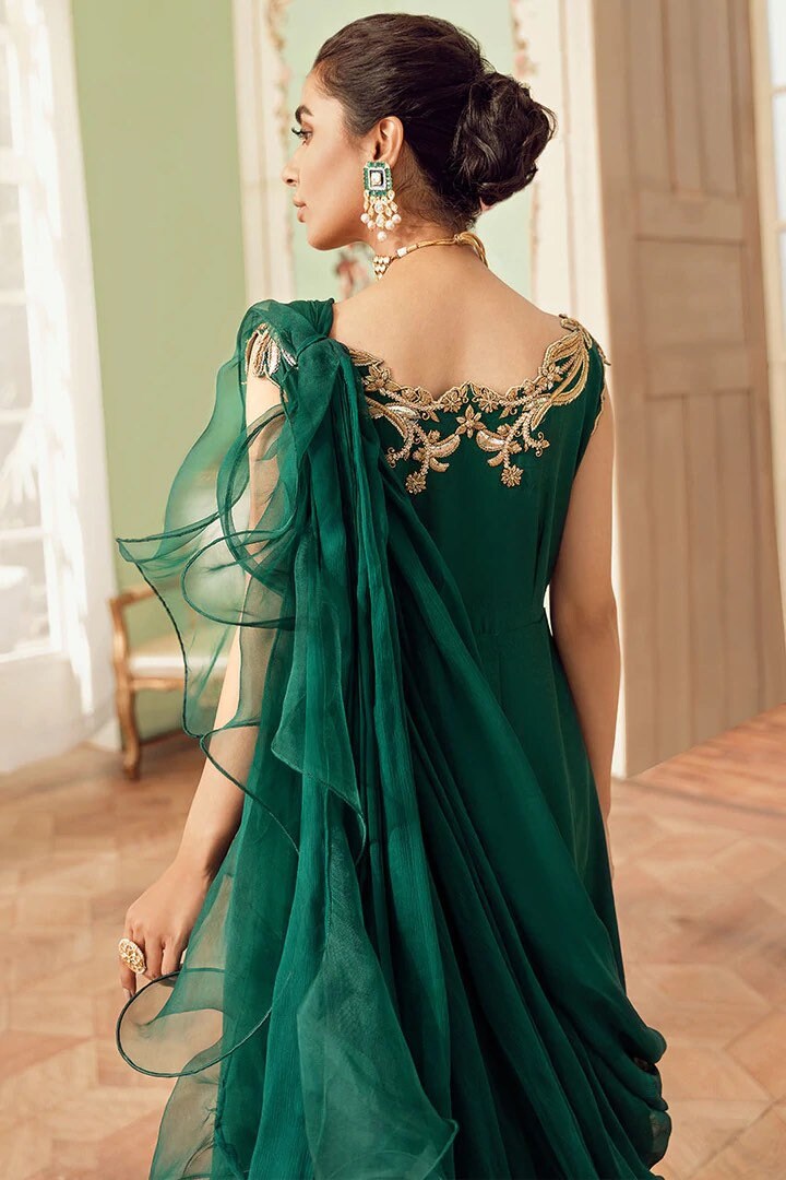 Sunnia Manahil Inspired Rowan